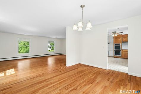 20 Lincoln Drive New Canaan CT 06840