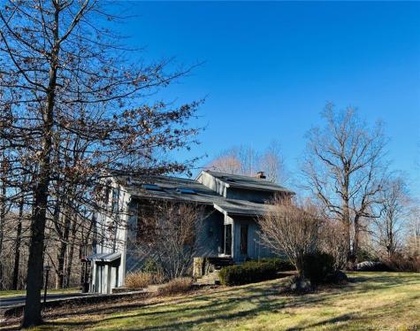 72 Bear Mountain Road Danbury CT 06811