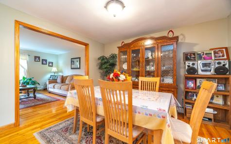68 Roarke Road North Haven CT 06473