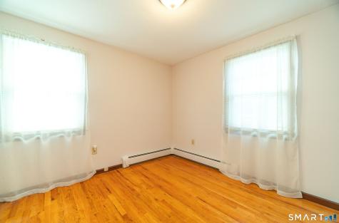 68 Roarke Road North Haven CT 06473
