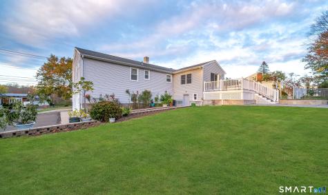 68 Roarke Road North Haven CT 06473