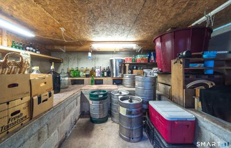 68 Roarke Road North Haven CT 06473