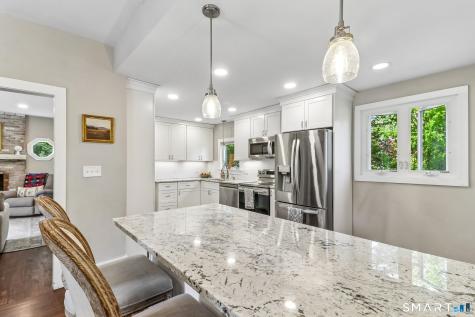 5 Westwood Road Woodbury CT 06798