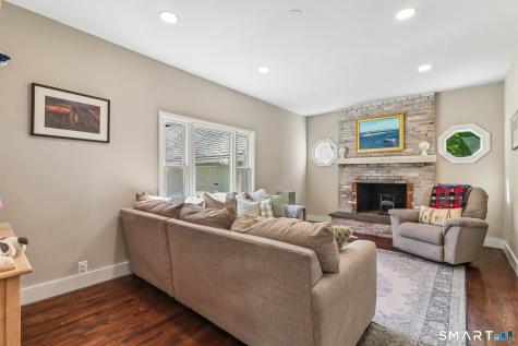 5 Westwood Road Woodbury CT 06798