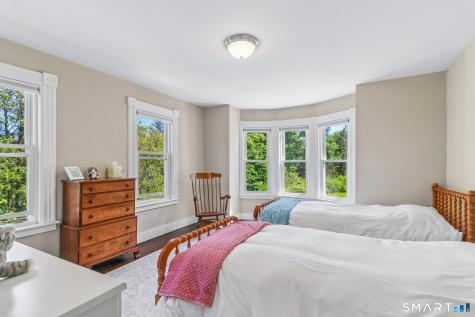 5 Westwood Road Woodbury CT 06798