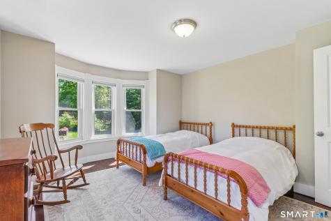 5 Westwood Road Woodbury CT 06798