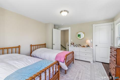 5 Westwood Road Woodbury CT 06798