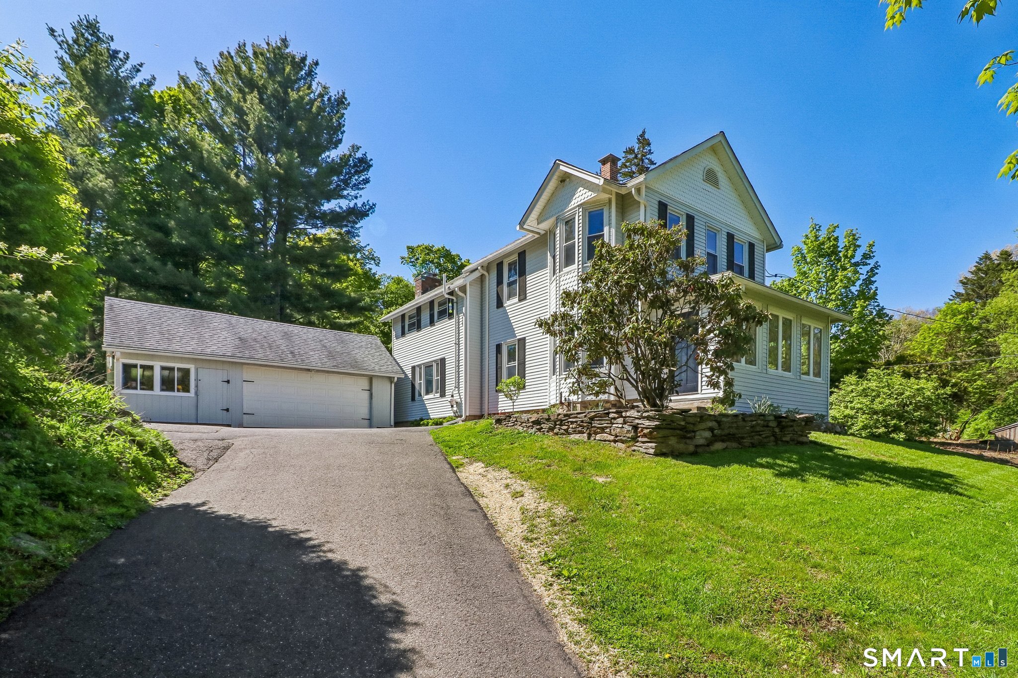 5 Westwood Road Woodbury CT 06798