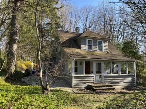 303 Cross Highway Fairfield CT 06824