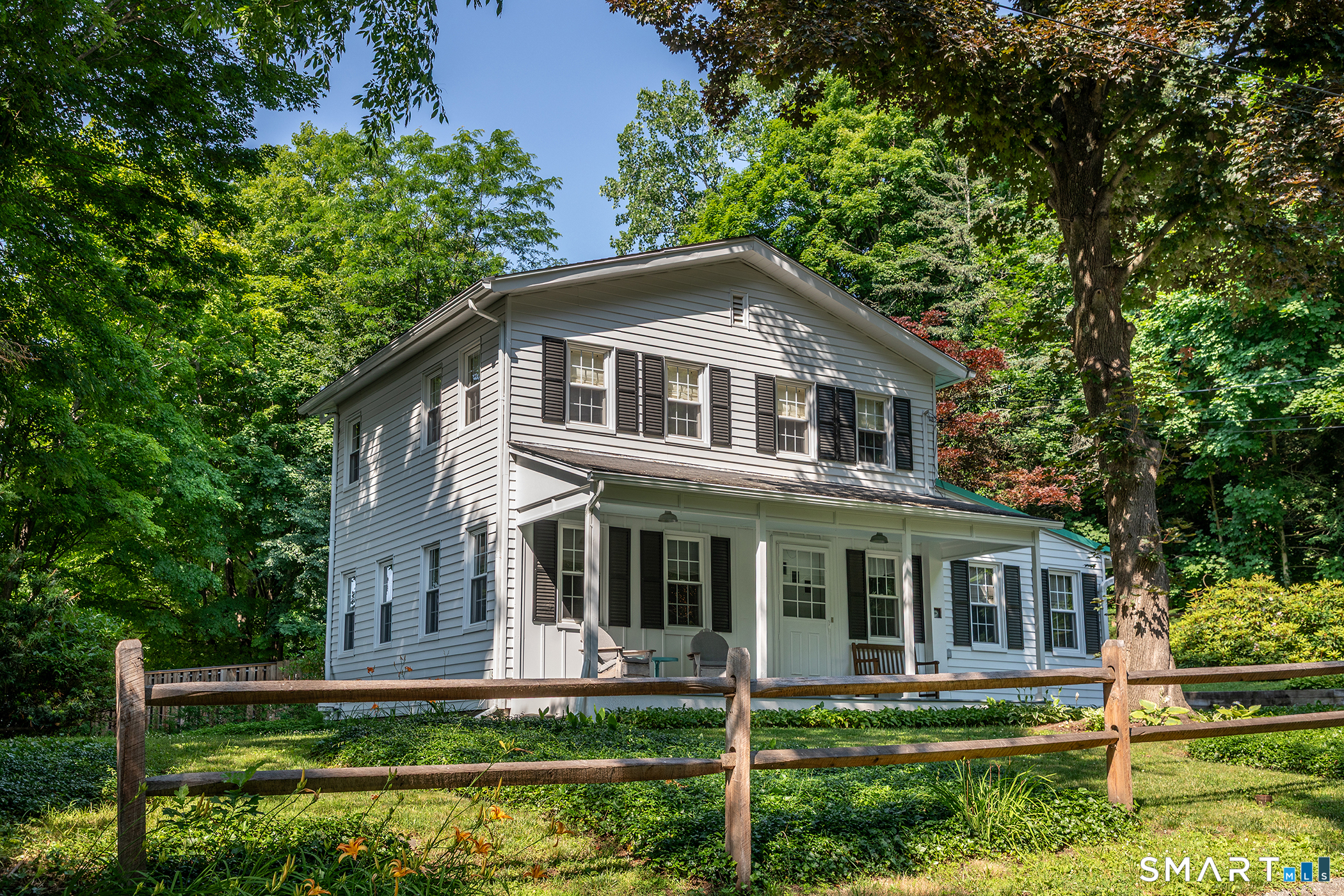 9 Spring Street Woodbury CT 06798