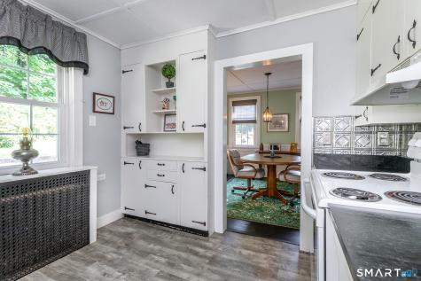 9 Spring Street Woodbury CT 06798