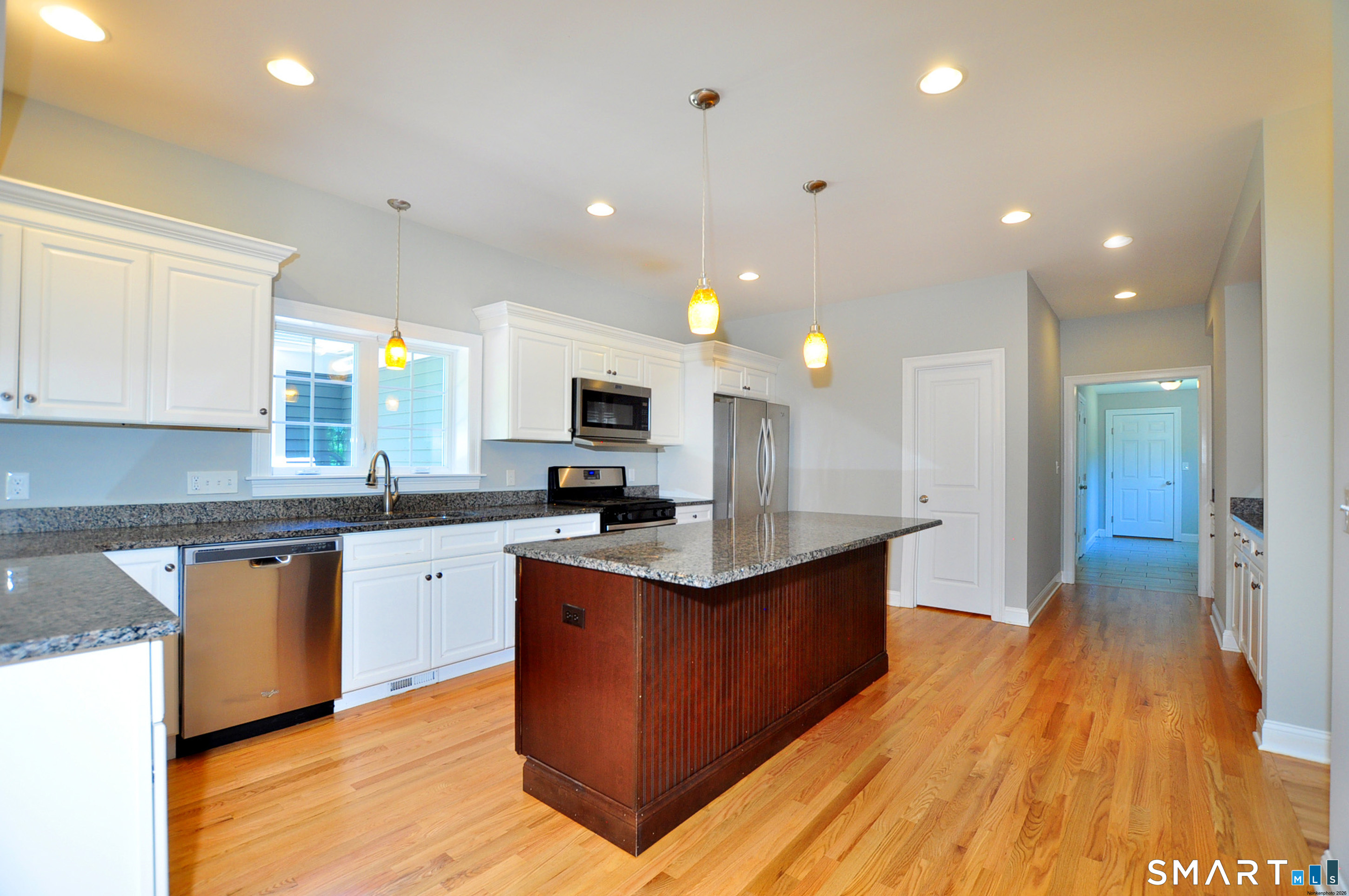 634 Thoreau Circle Windsor CT 06095