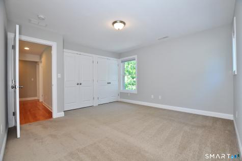 634 Thoreau Circle Windsor CT 06095
