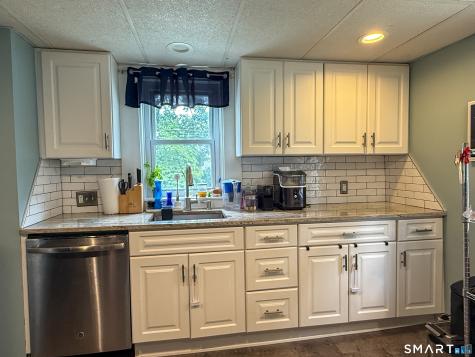 182 North Elm Street Manchester CT 06042