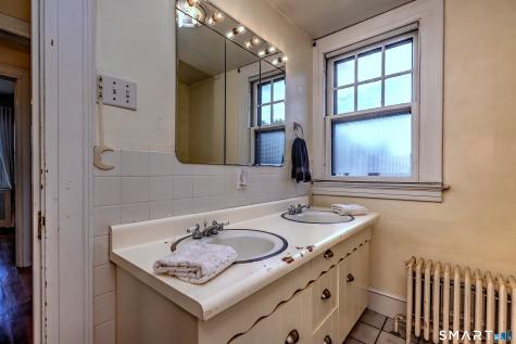 84 Park Avenue Hamden CT 06517