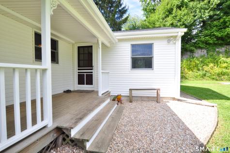 110 Spoonville Road East Granby CT 06026
