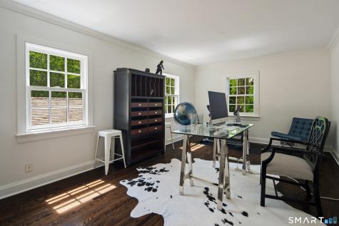 25 Father Peters Lane New Canaan CT 06840