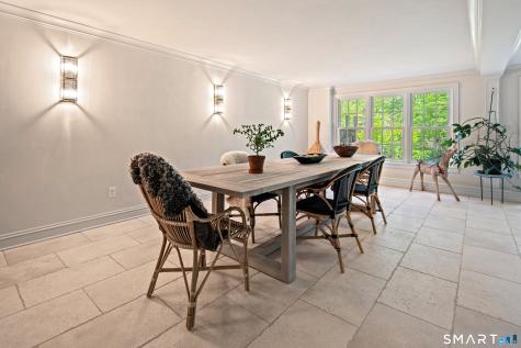 25 Father Peters Lane New Canaan CT 06840