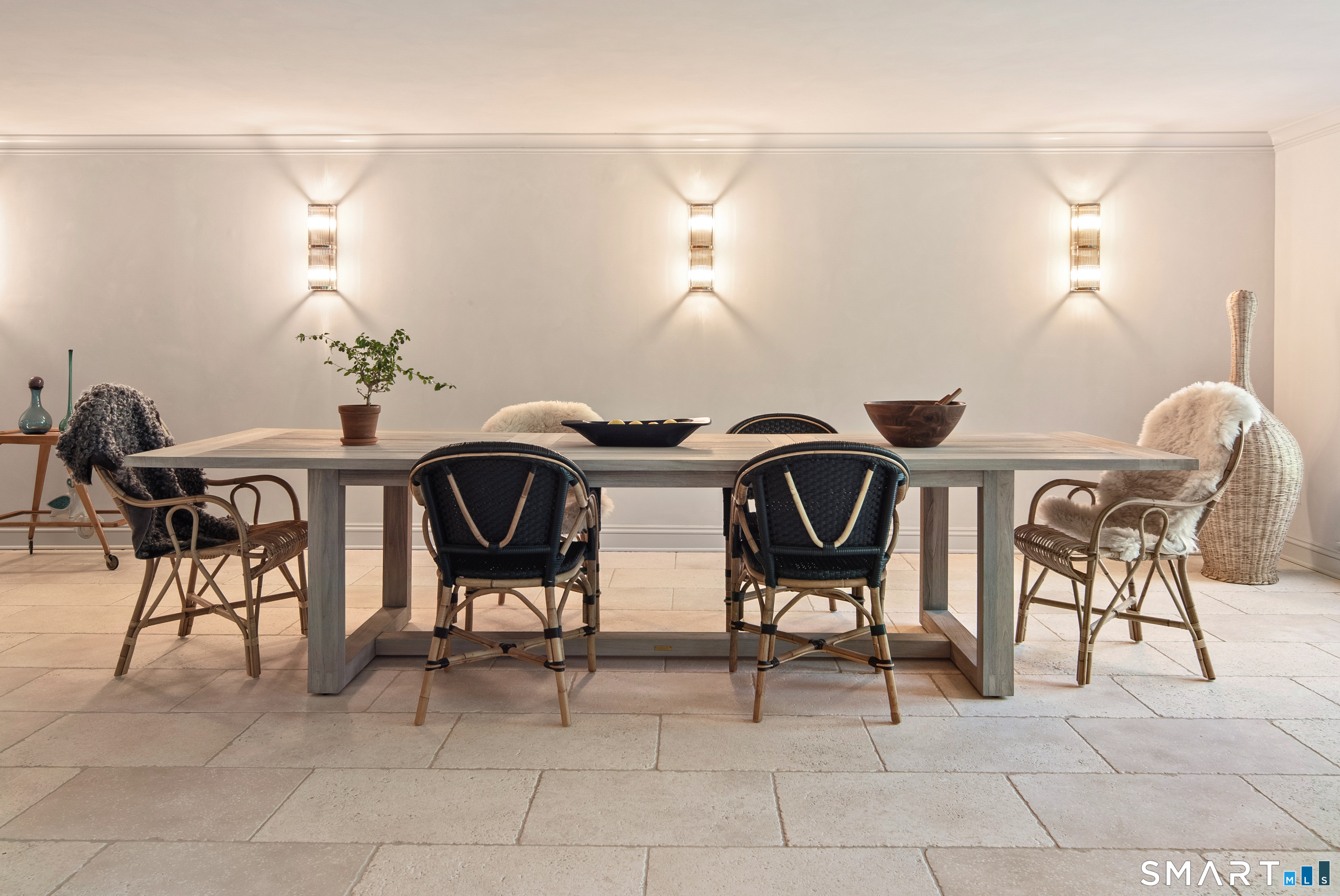 25 Father Peters Lane New Canaan CT 06840