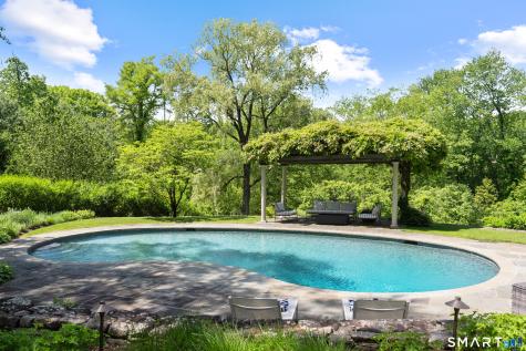 25 Father Peters Lane New Canaan CT 06840