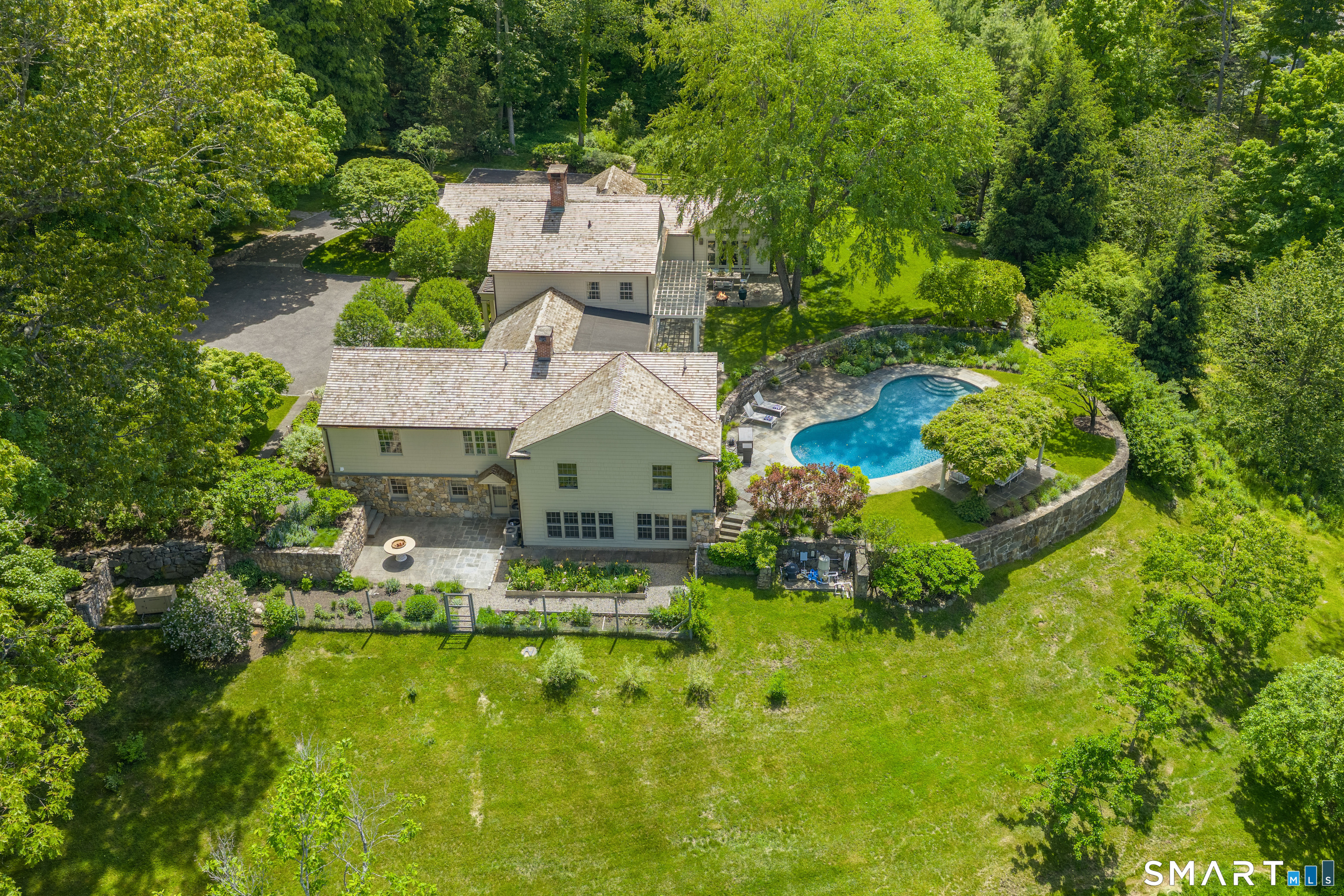 25 Father Peters Lane New Canaan CT 06840