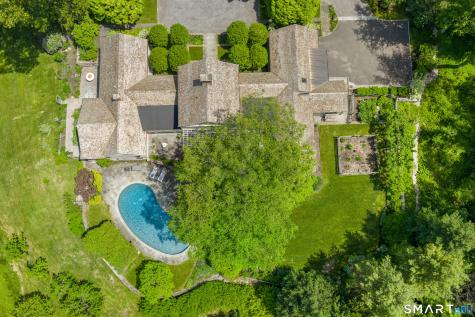 25 Father Peters Lane New Canaan CT 06840
