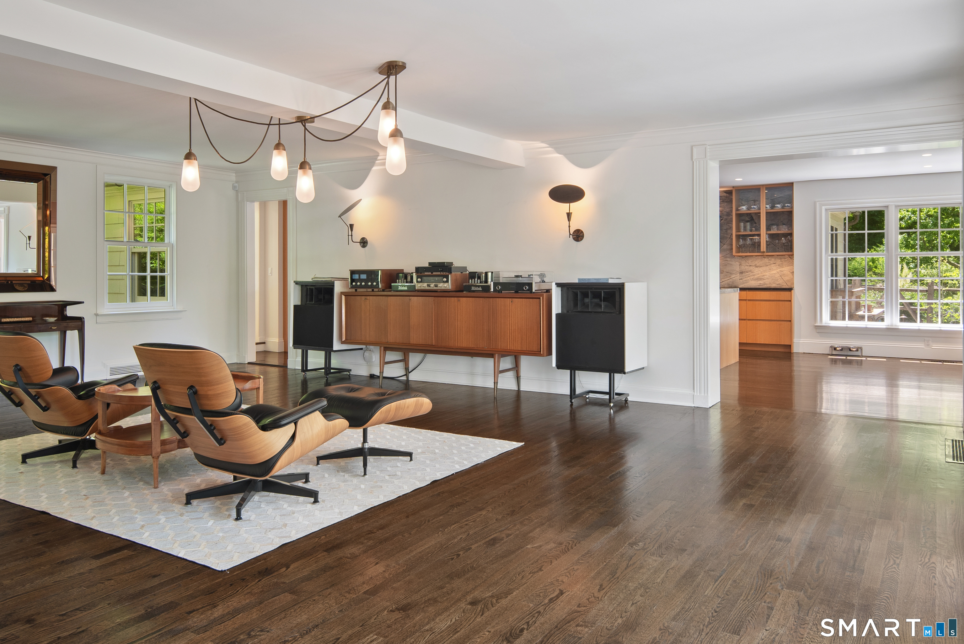 25 Father Peters Lane New Canaan CT 06840