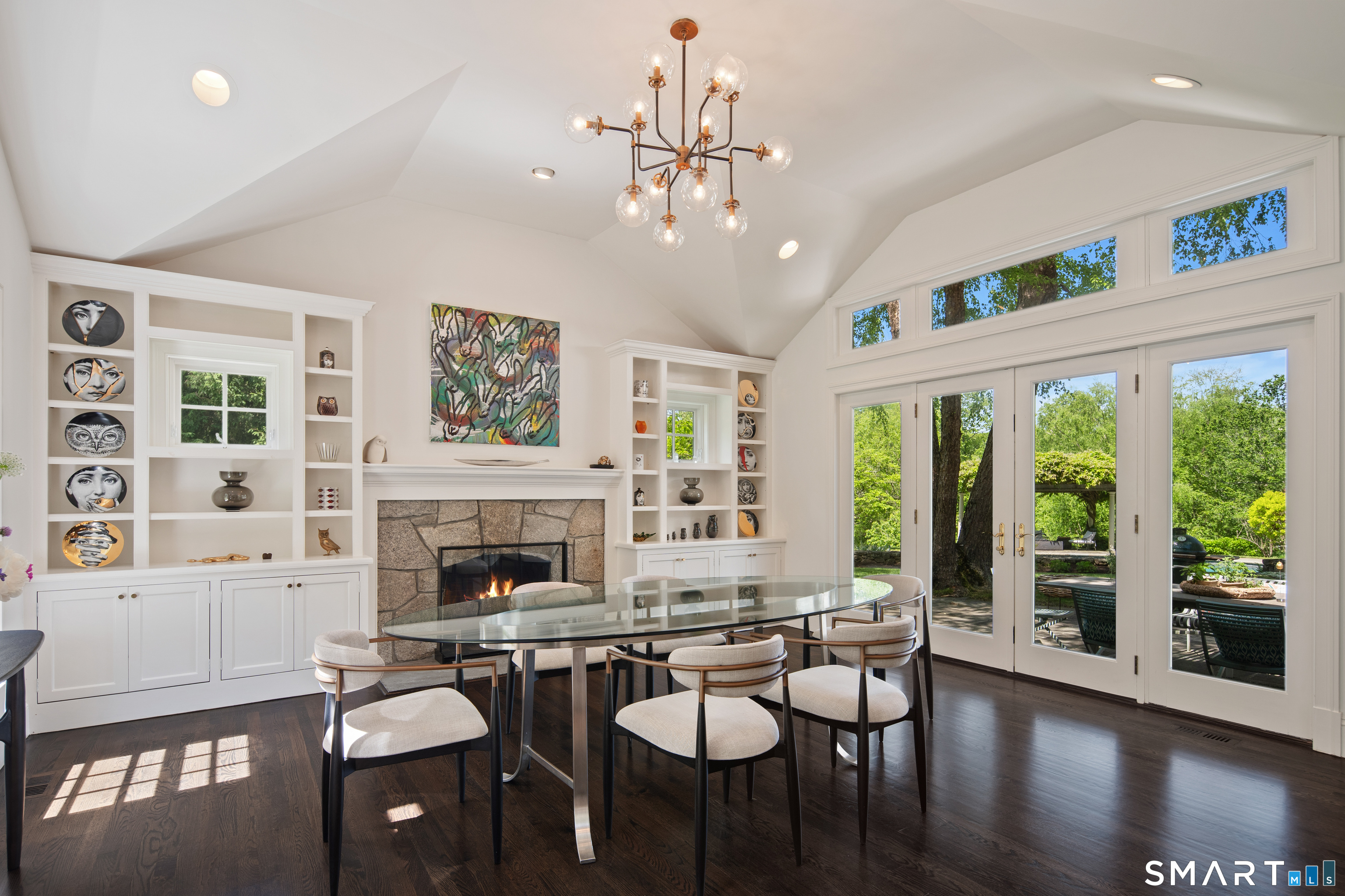 25 Father Peters Lane New Canaan CT 06840
