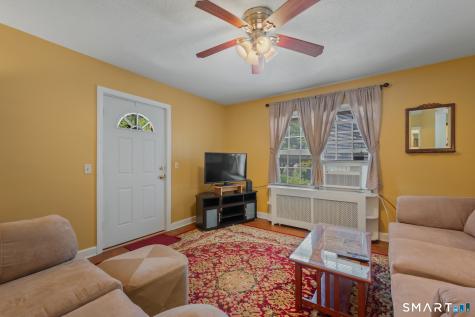 25 Oxford Drive East Hartford CT 06118