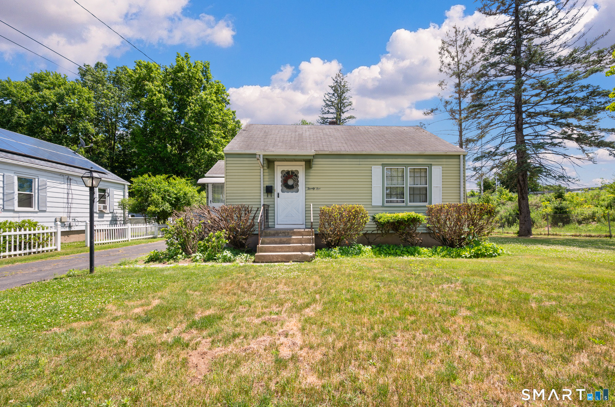 25 Oxford Drive East Hartford CT 06118