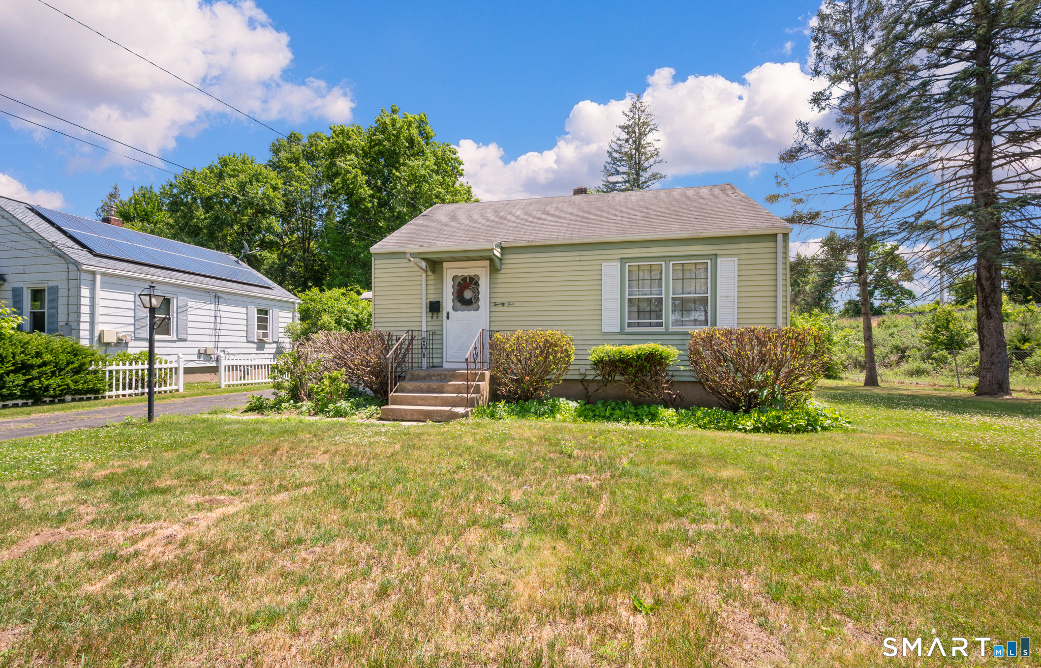 25 Oxford Drive East Hartford CT 06118
