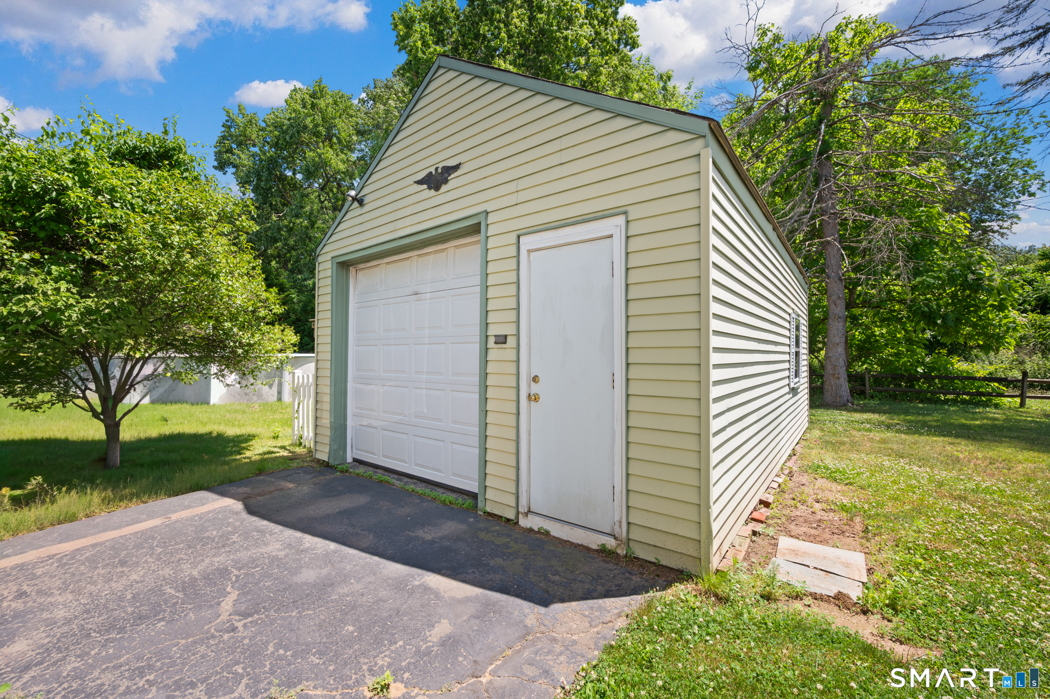 25 Oxford Drive East Hartford CT 06118