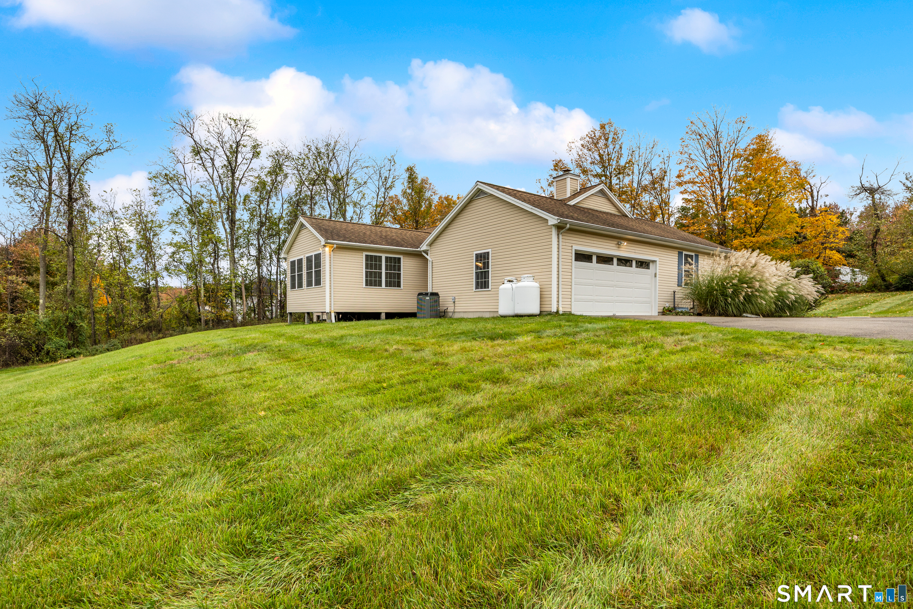 114 Luke Hill Road Bethany CT 06524