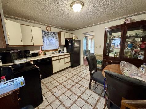 21 7TH Street Newington CT 06111