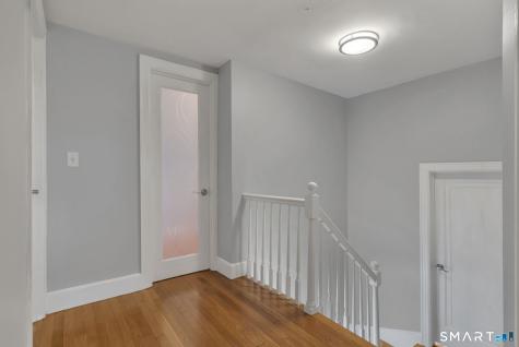 30 Crest Street New London CT 06320