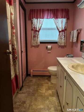 142 Wilkinson Street Putnam CT 06260