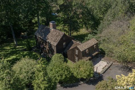 31 Old Barn Road Trumbull CT 06611