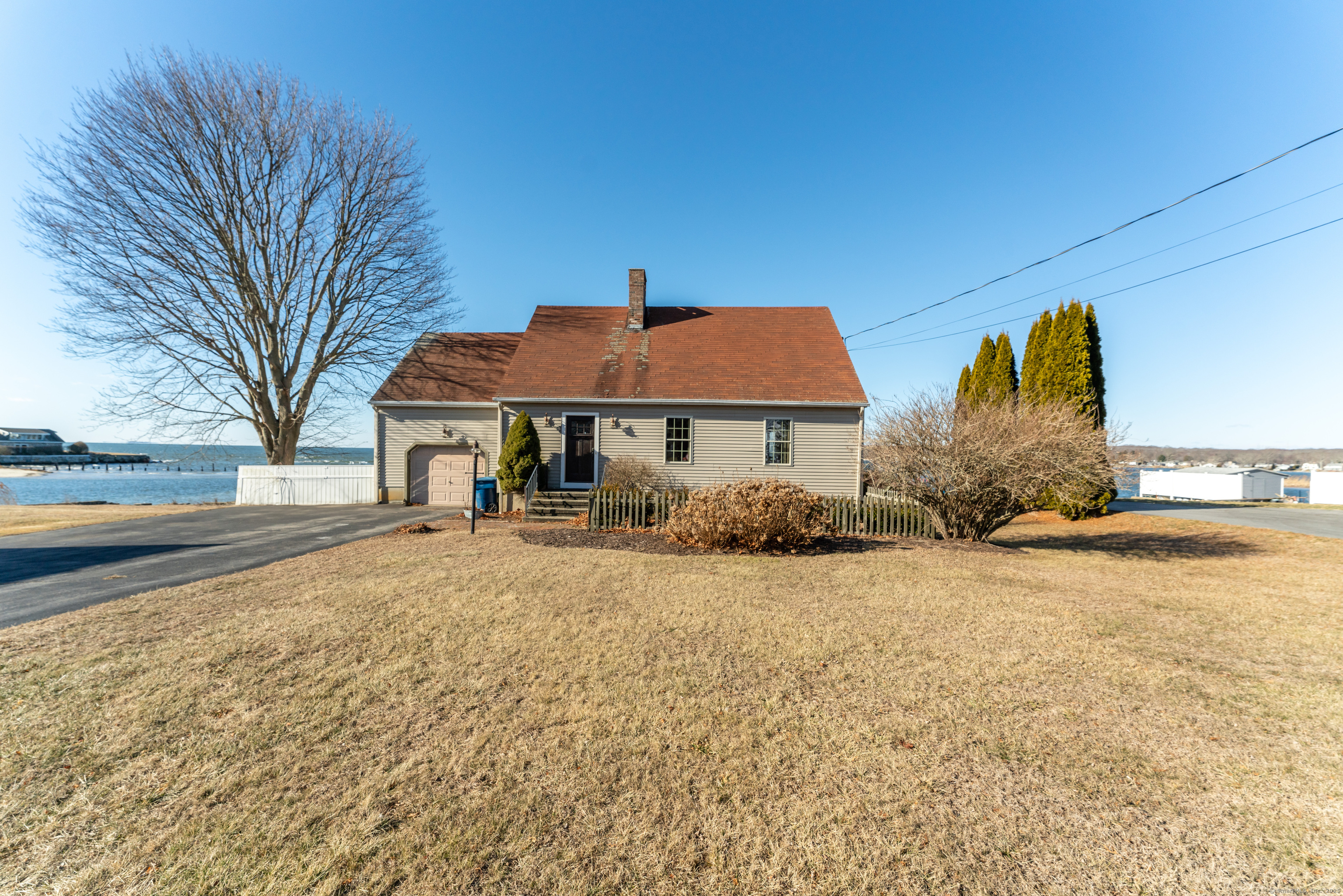 25 Division Street Waterford CT 06385