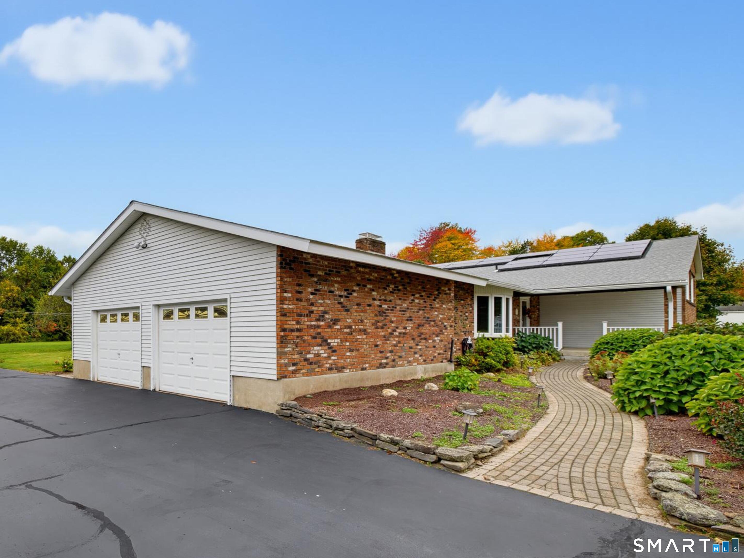 570 East South Street Suffield CT 06078