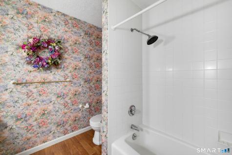 570 East South Street Suffield CT 06078