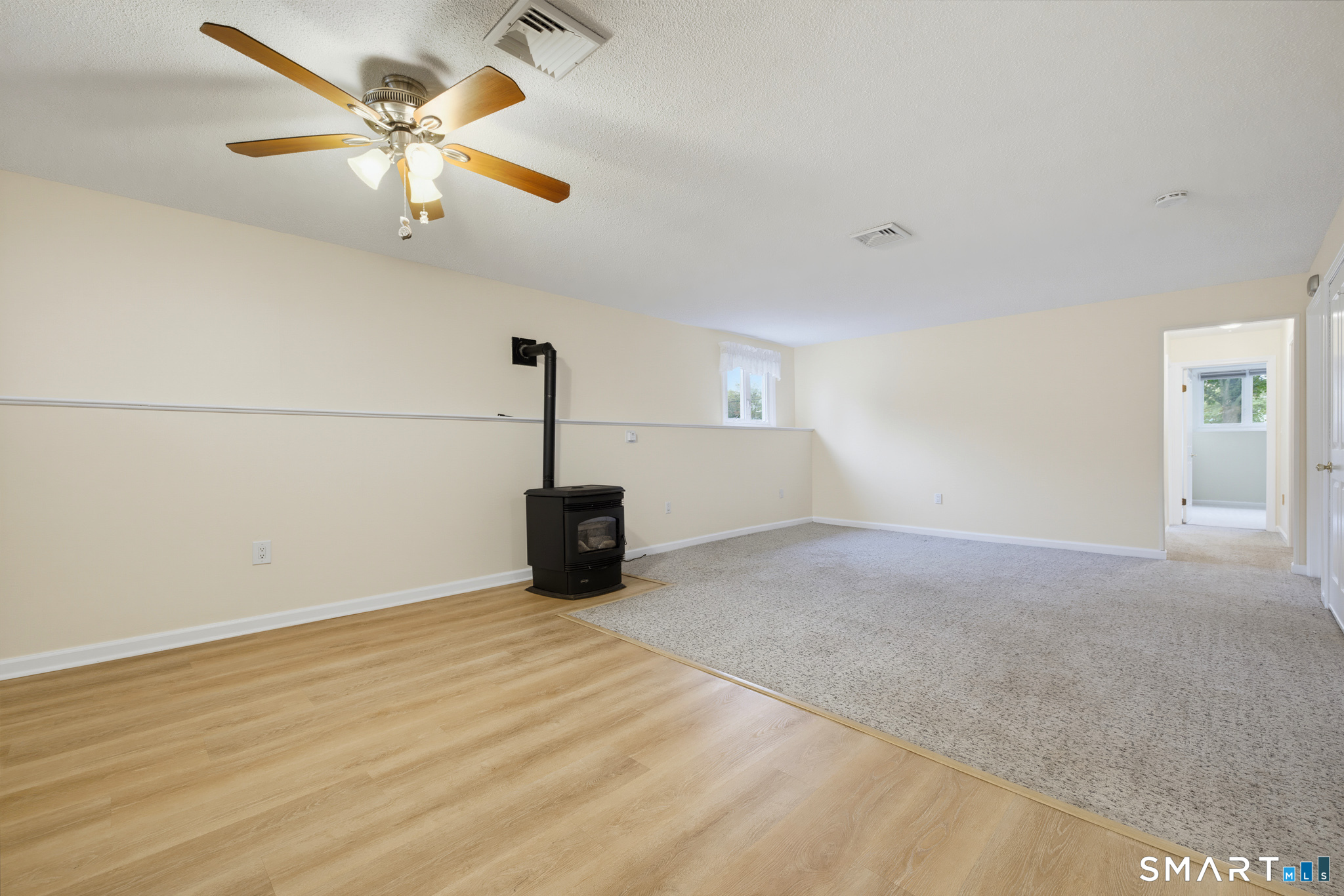 570 East South Street Suffield CT 06078