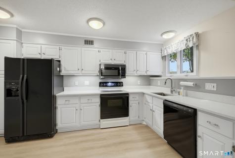 570 East South Street Suffield CT 06078