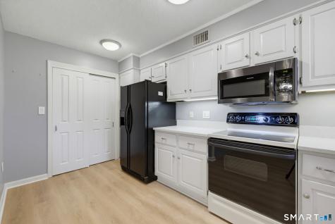 570 East South Street Suffield CT 06078