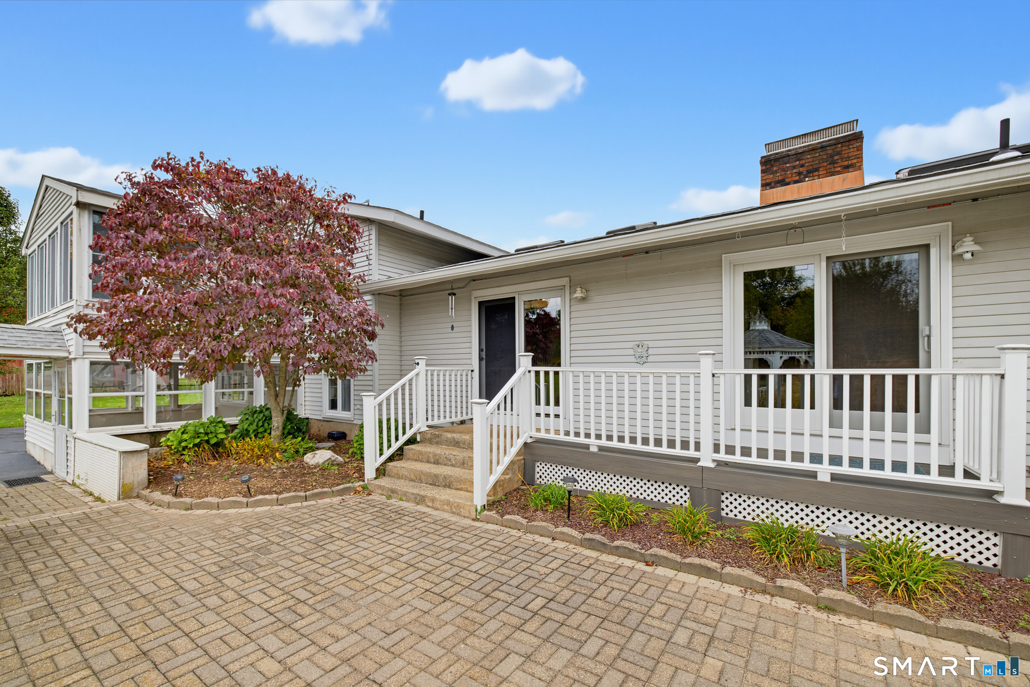 570 East South Street Suffield CT 06078