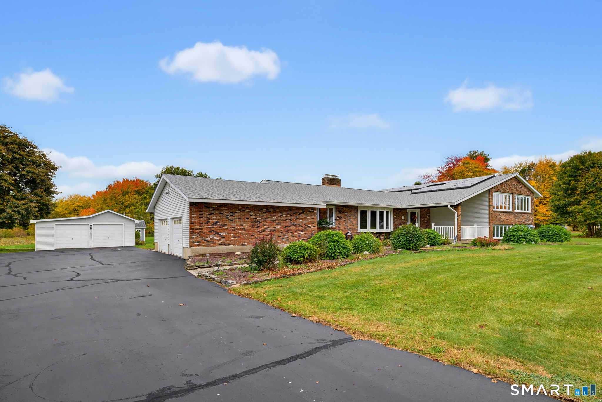 570 East South Street Suffield CT 06078