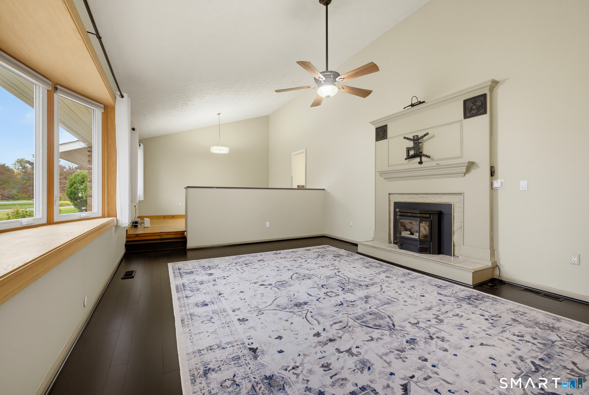 570 East South Street Suffield CT 06078