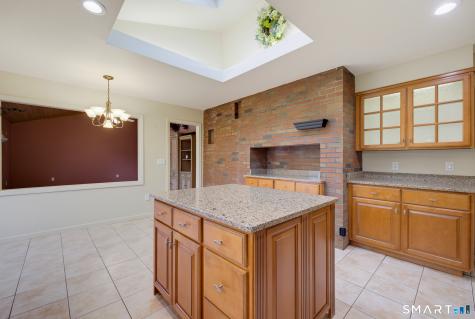 570 East South Street Suffield CT 06078