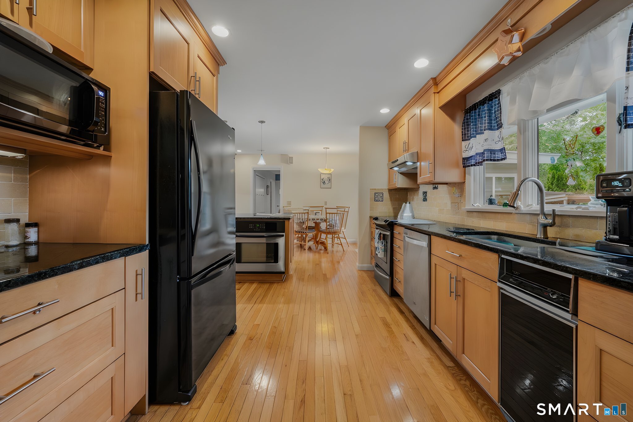 12 Billard Road New London CT 06320