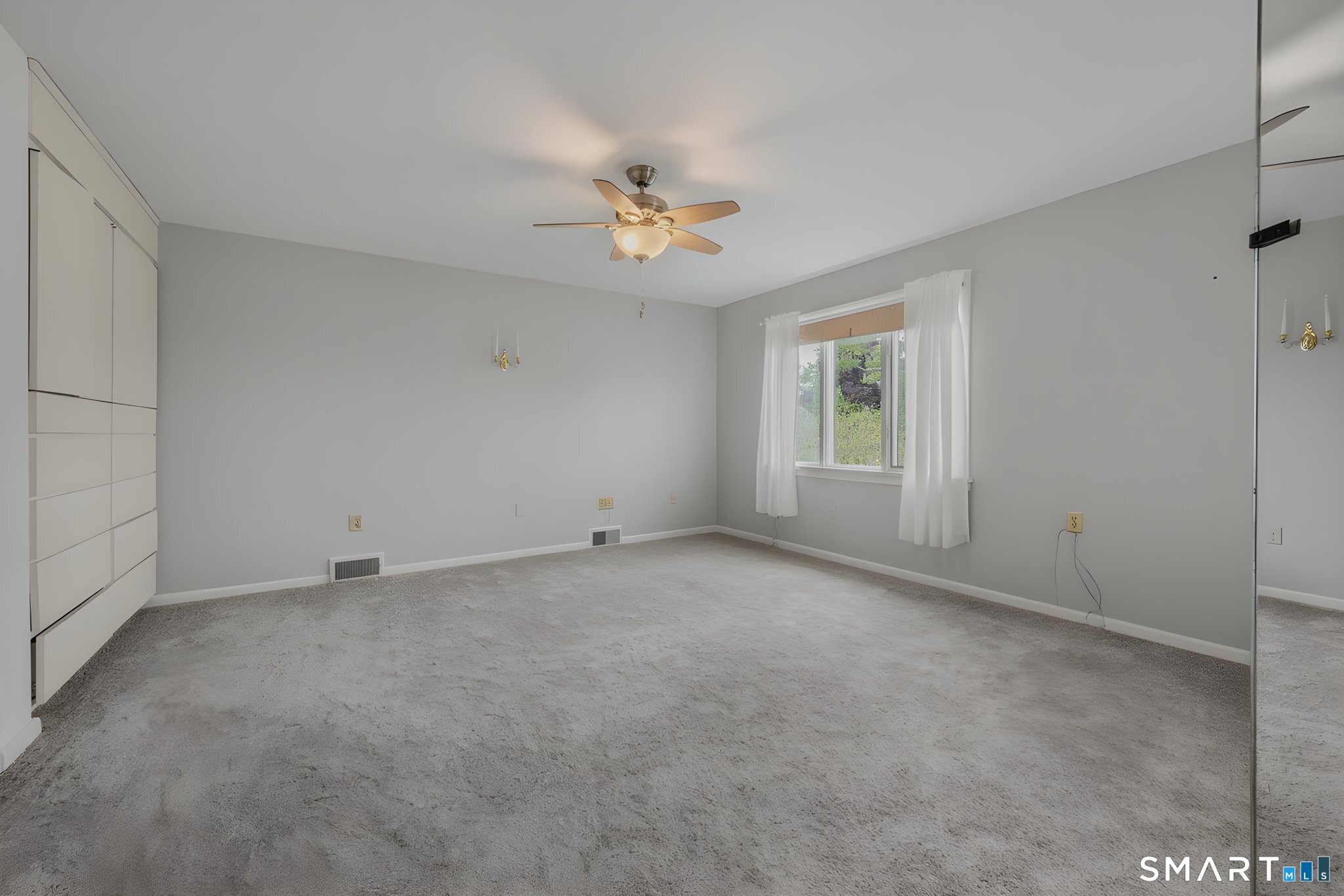 12 Billard Road New London CT 06320