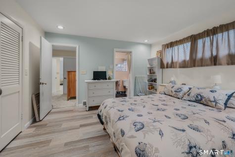 12 Billard Road New London CT 06320